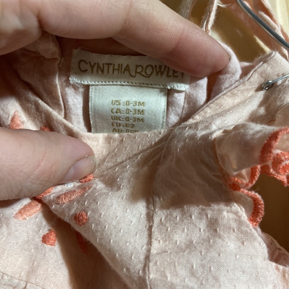 Baby girl outfit with hat - Picture 2 of 2